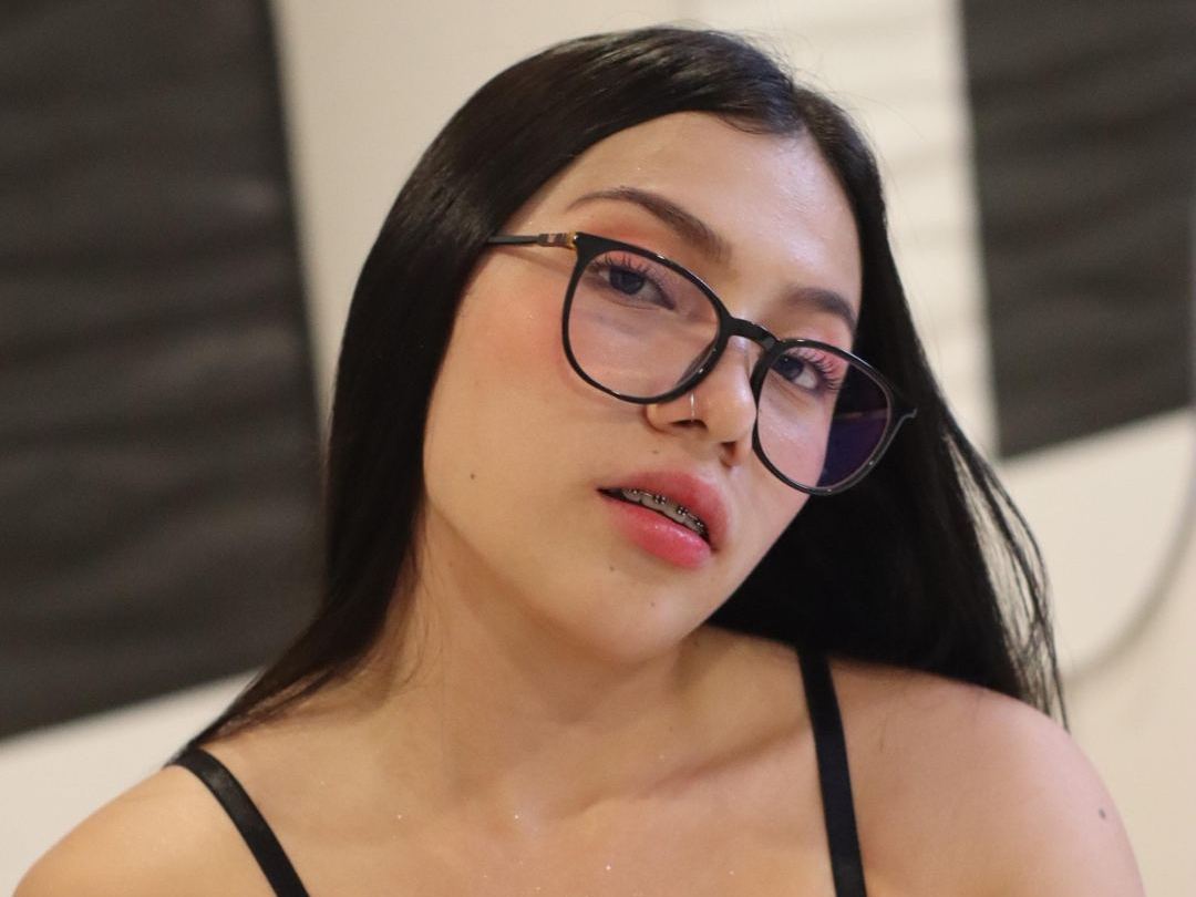 Zoerouuse's profile - Image n°0