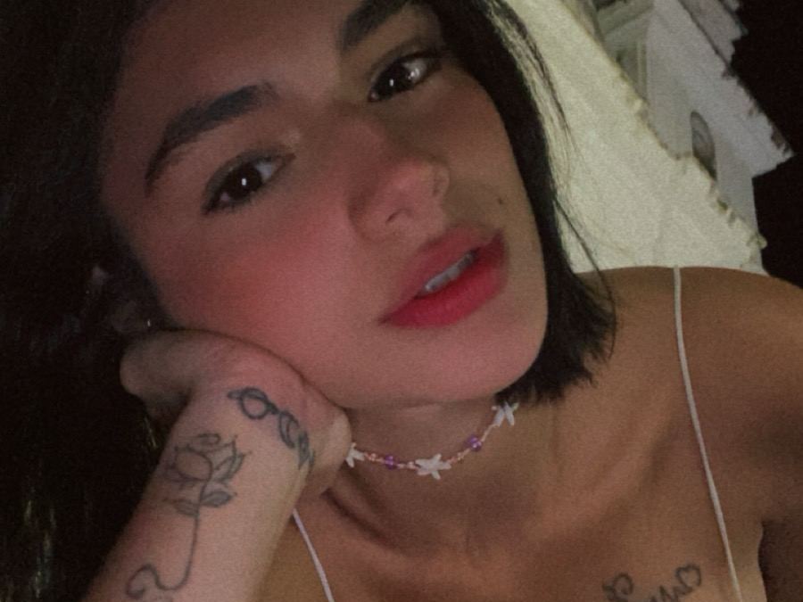 Zoevelez's profile - Image n°0