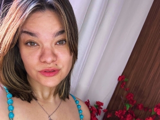 Webcam sex con Zyrella